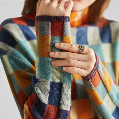 Anna | Turtleneck Sweater Blocks